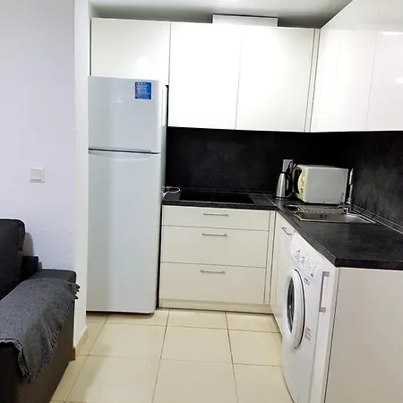 Sunny Near La Mata شقة